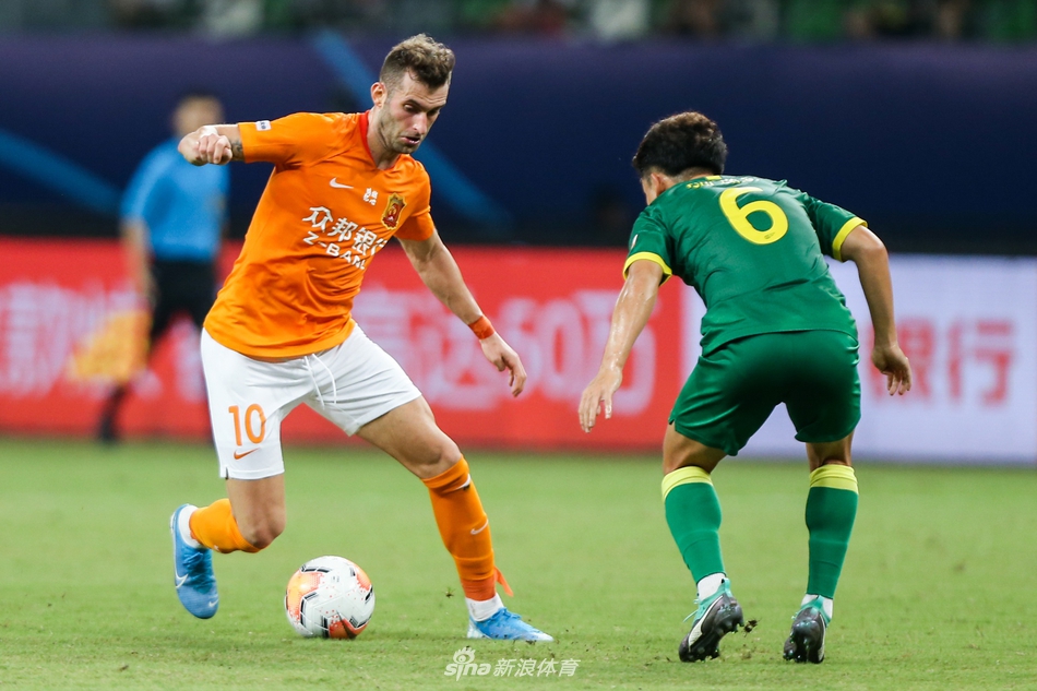 巴唐单挑池忠国