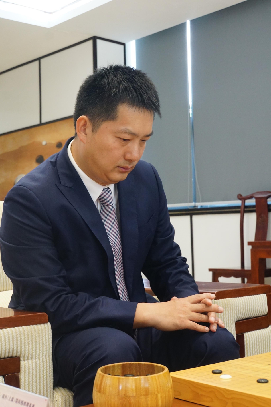 常昊首日比赛不敌马晓春