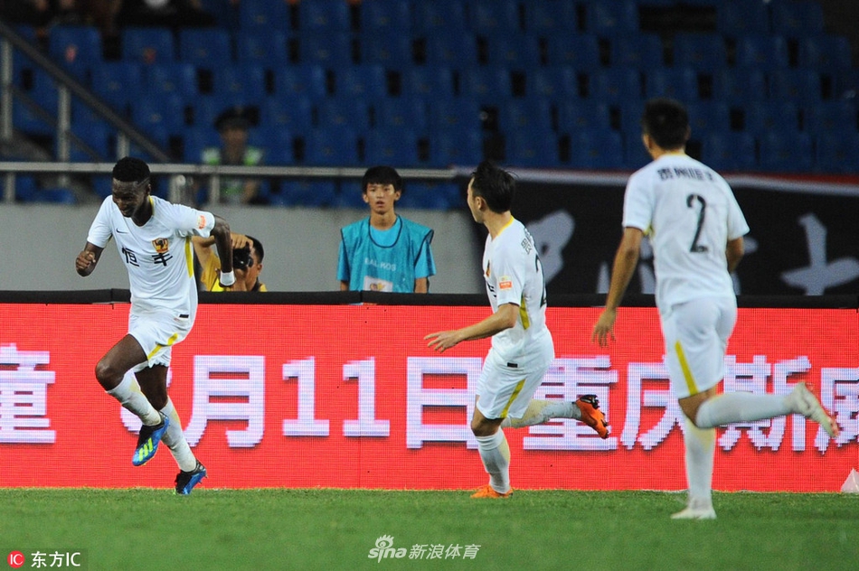 斯蒂夫先拔头筹