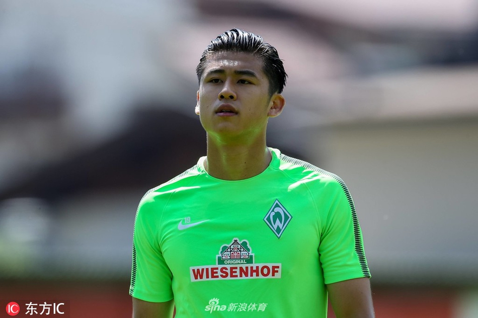 张玉宁留洋回顾