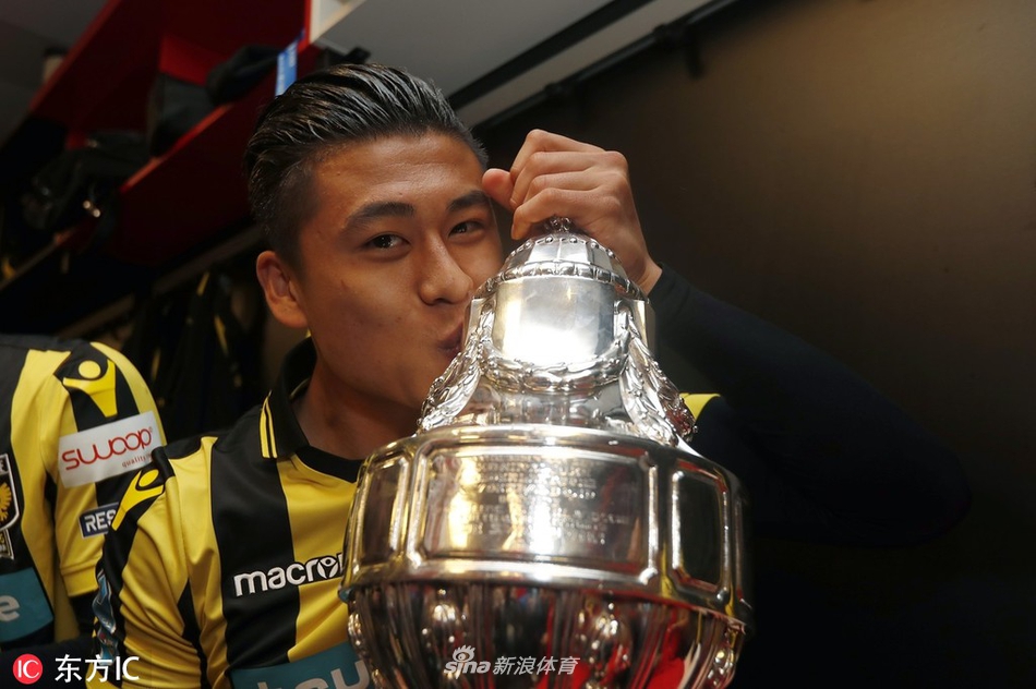 张玉宁留洋回顾