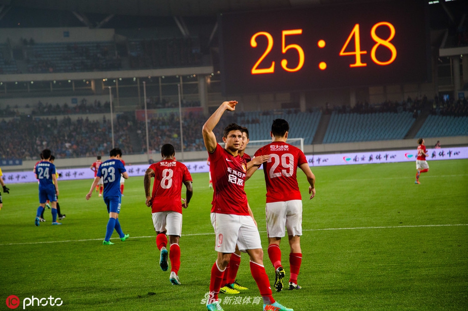 埃神归位！那些年在恒大的日子