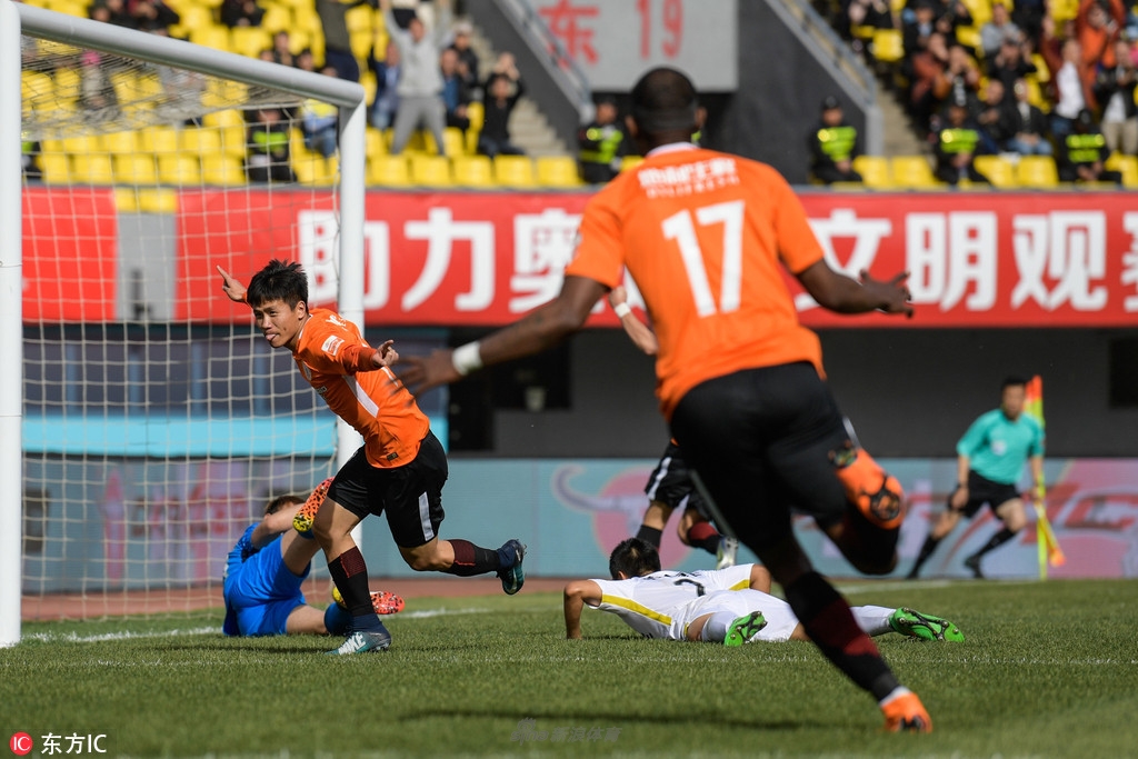 朱宝杰破门瞬间