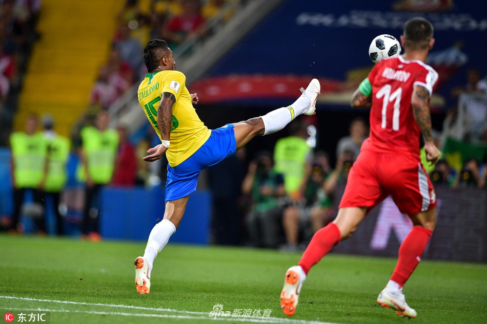 小组赛面对塞尔维亚打入精彩挑射