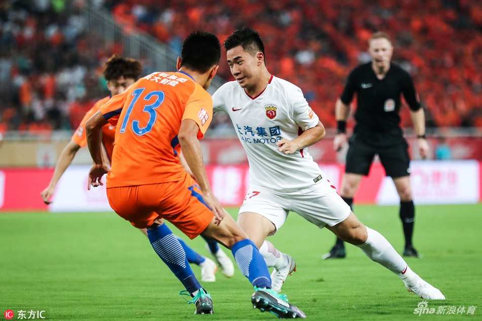 陈彬彬突破张驰