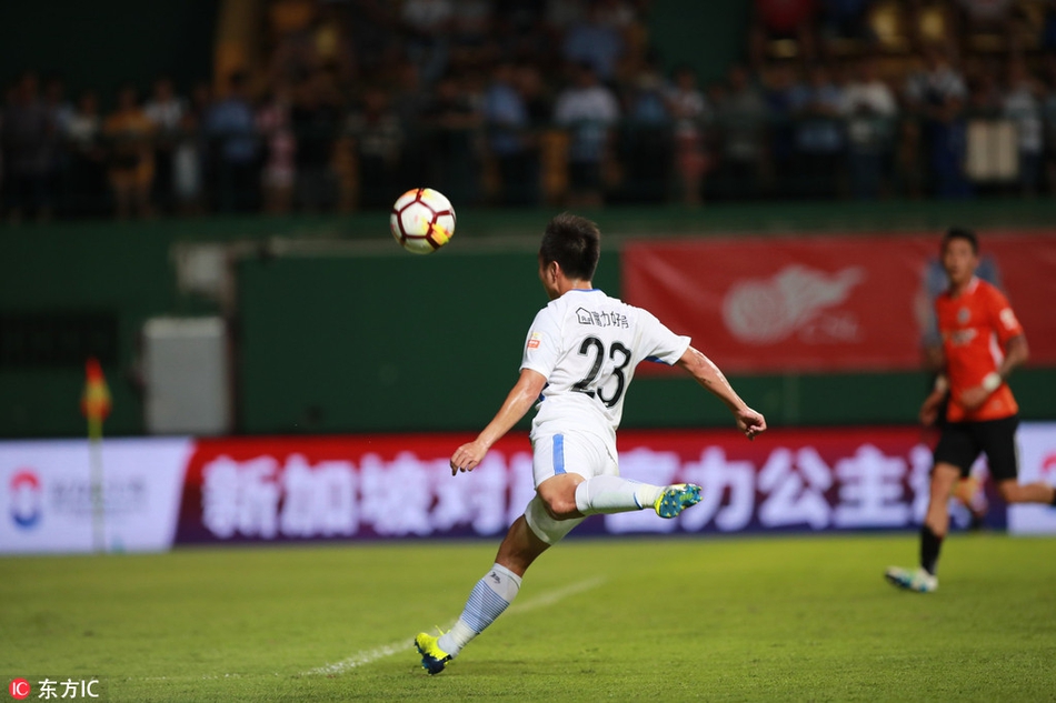 卢琳替补出场为富力将比分锁定为4-1