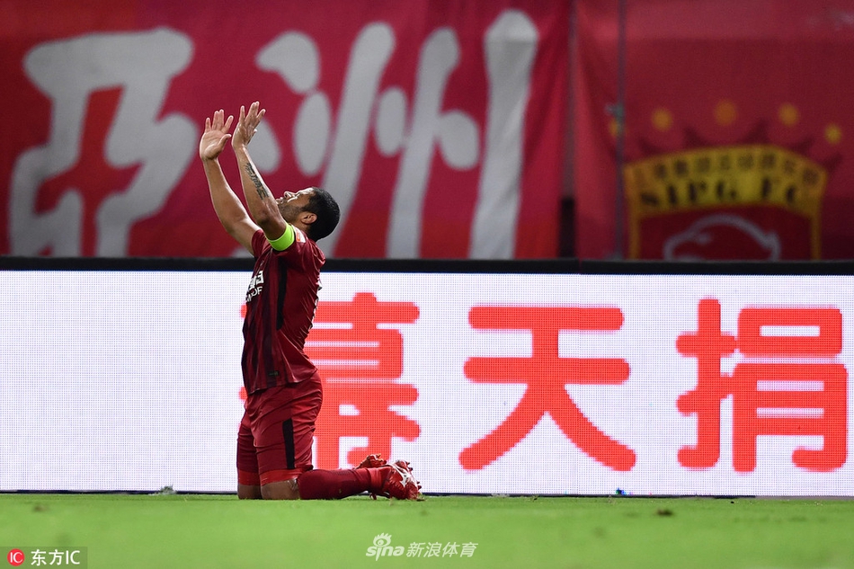 浩克再次为上港将比分超出