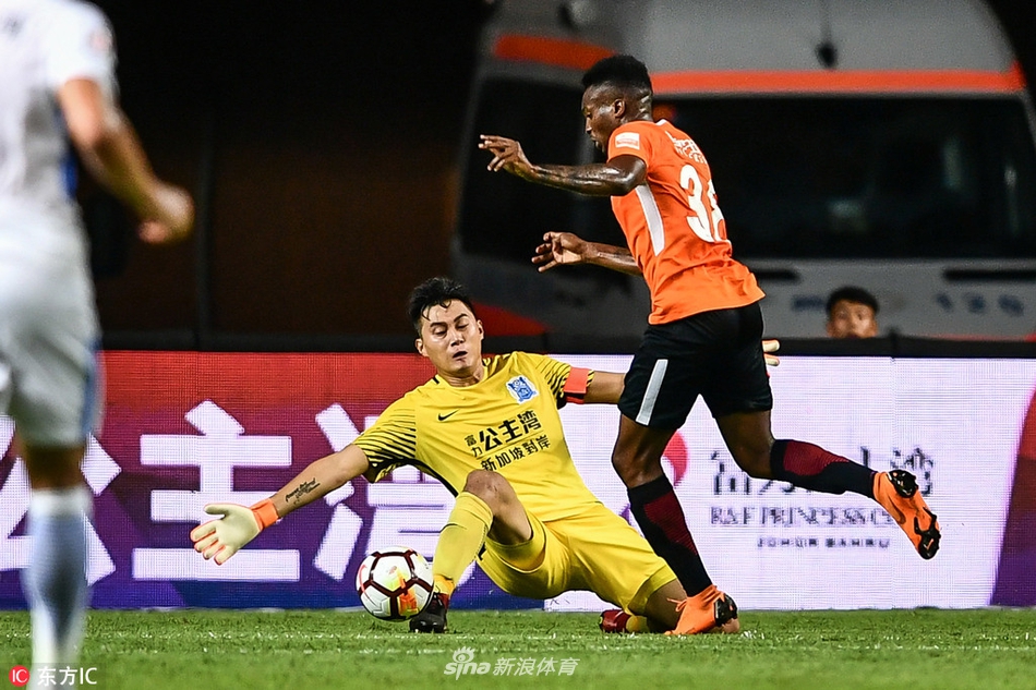 穆坎乔单刀破门