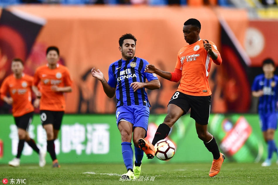 [中超]人和0-2苏宁