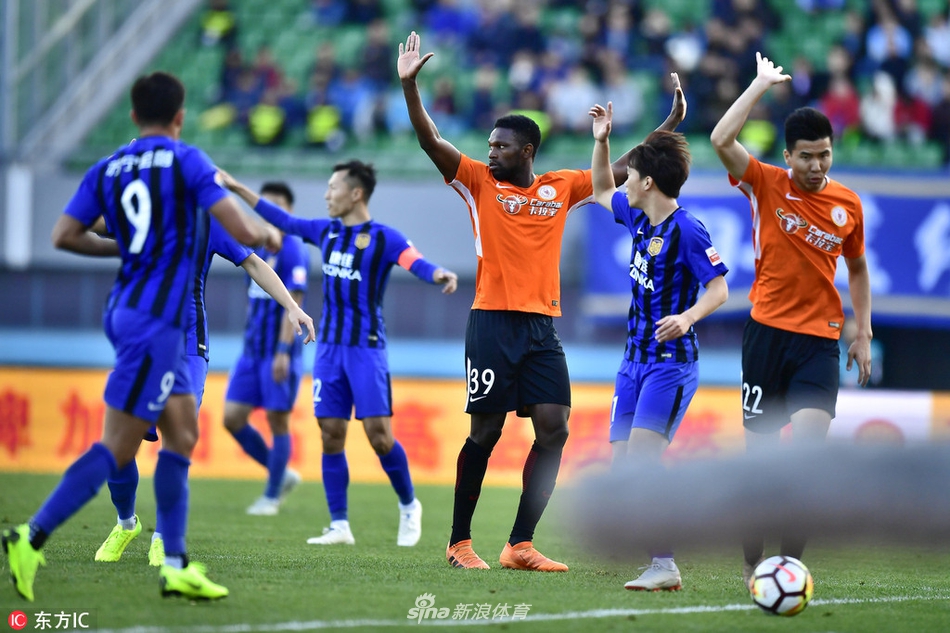 [中超]人和0-2苏宁