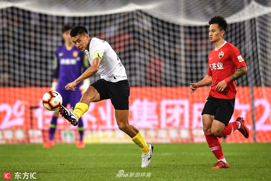 [中超]深圳3-1华夏