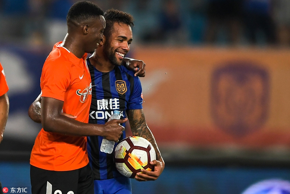 特谢拉和苏宁旧将穆坎乔