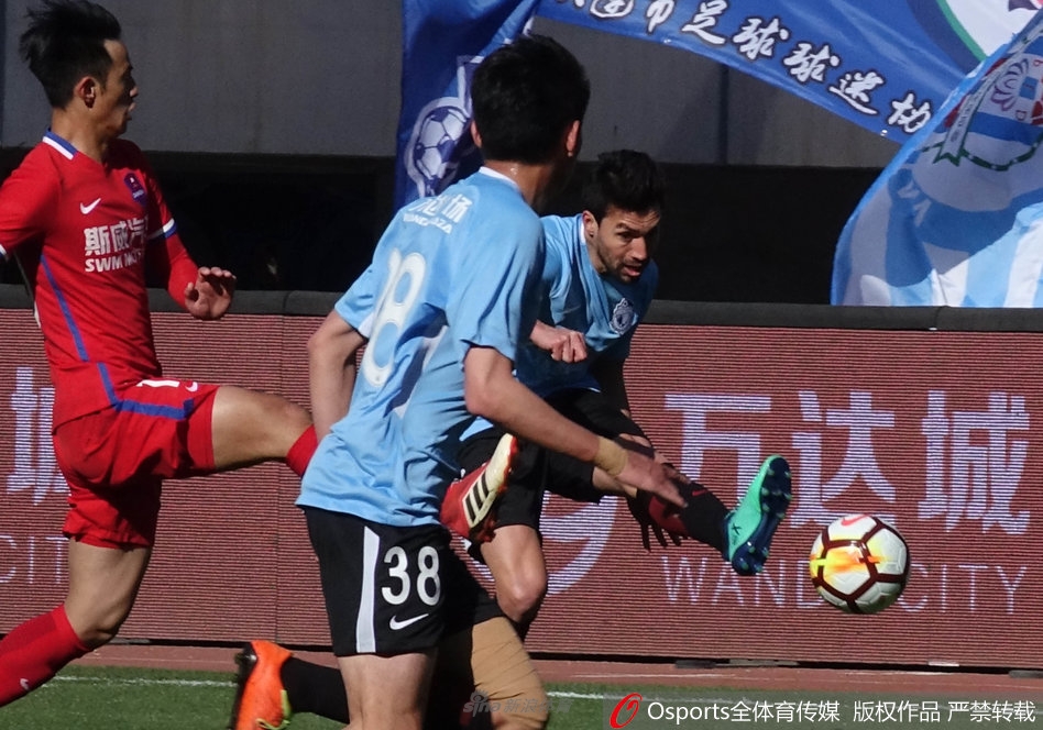 看盖坦这脚分球