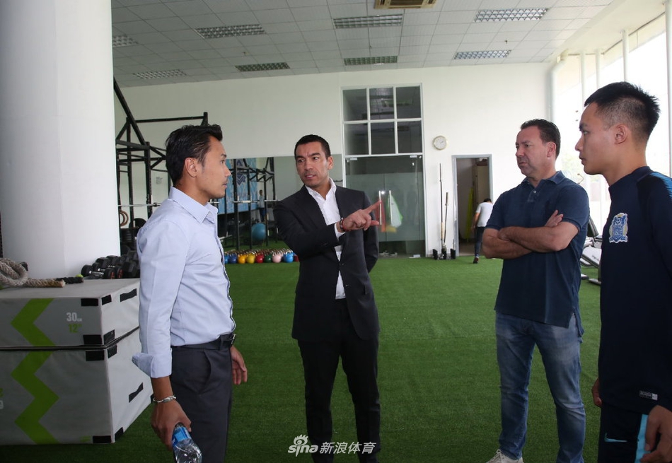 范帅驾临！荷兰名宿执掌富力