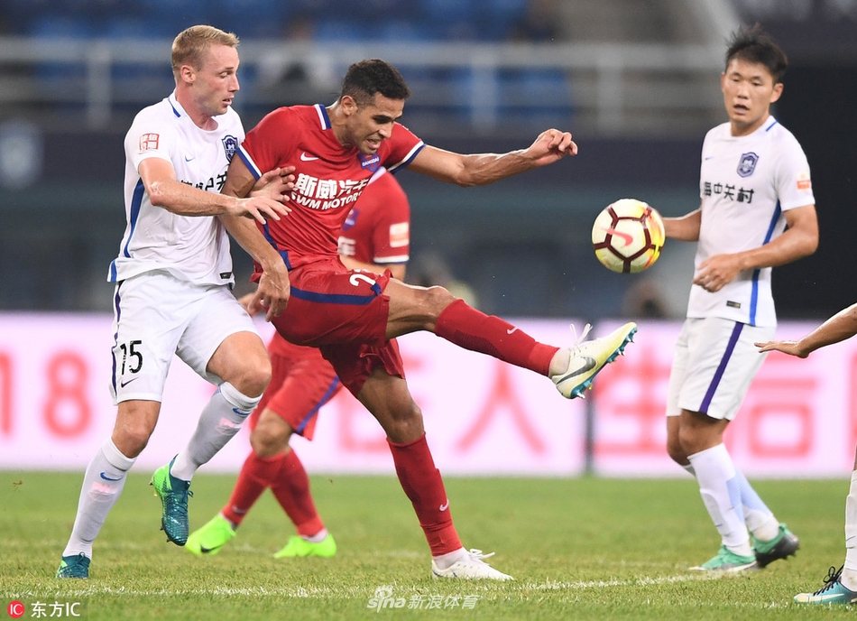 卡尔德克势不可当