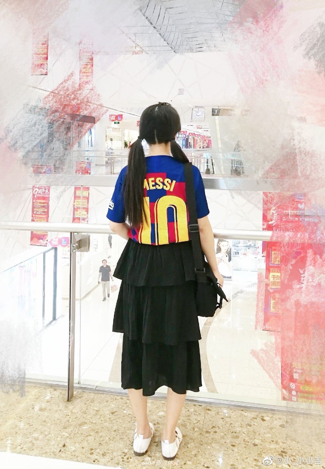 晒球衣挑战赛之美女球迷篇