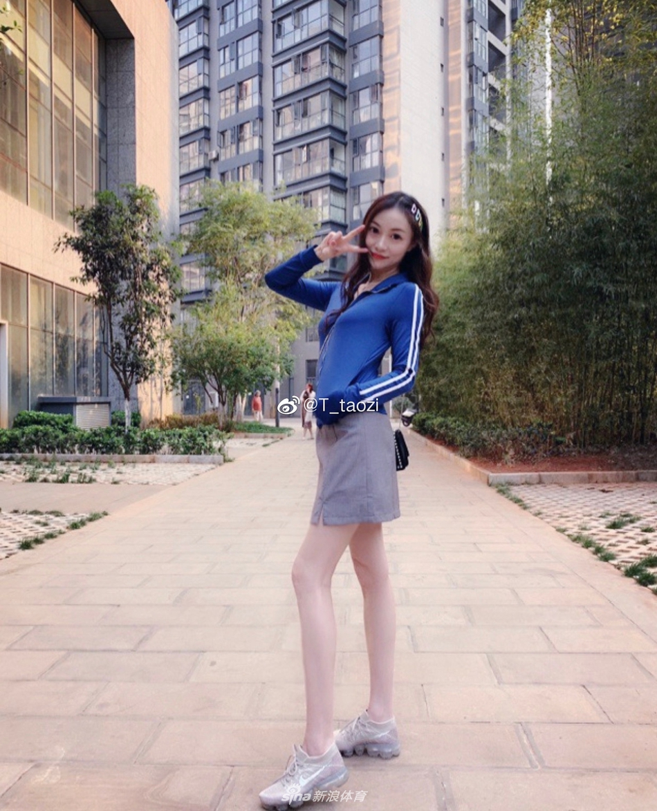 南通尤物红唇美腿霸屏