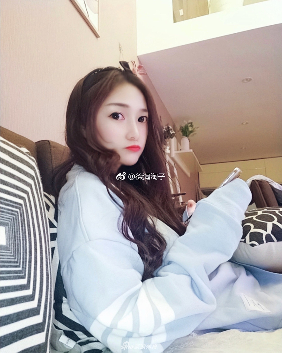 南通尤物红唇美腿霸屏