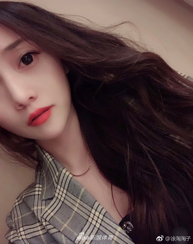 南通尤物红唇美腿霸屏