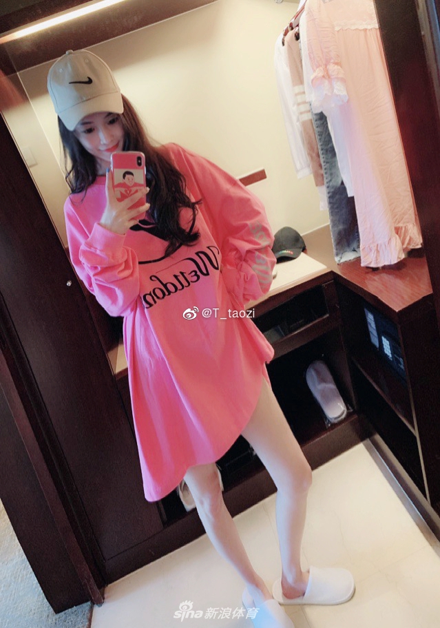 南通尤物红唇美腿霸屏