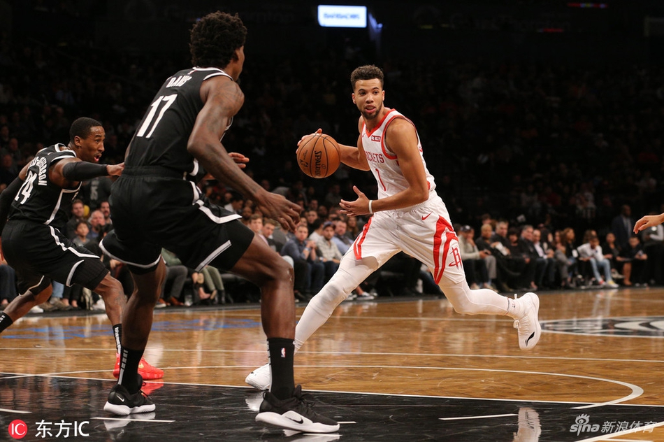 迈卡威持球组织