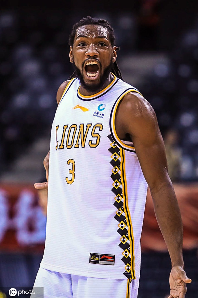 CBA第12轮：深圳113-97广厦