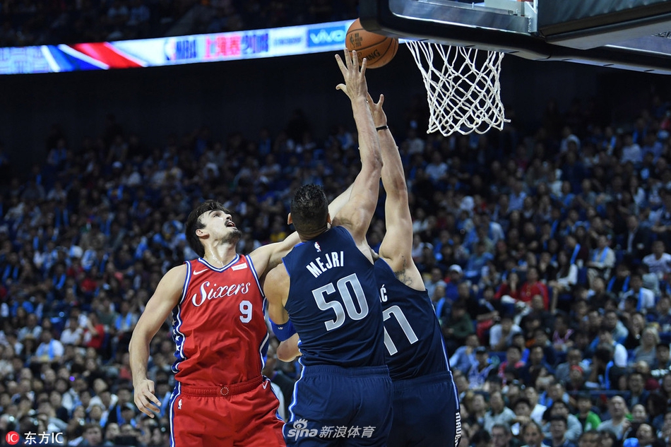 [NBA中国赛上海站]76人120-114独行侠