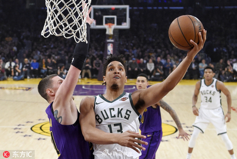 [NBA常规赛]湖人120-131雄鹿