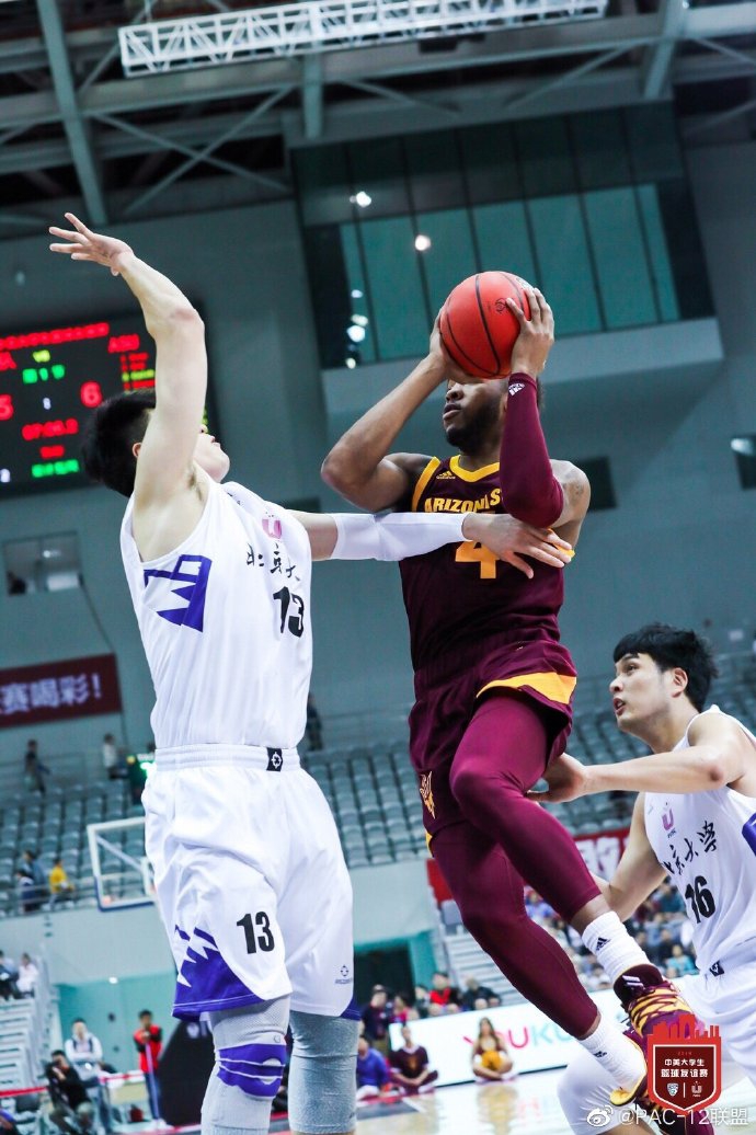 北大苏大联队64-113不敌亚利桑那州立大学。