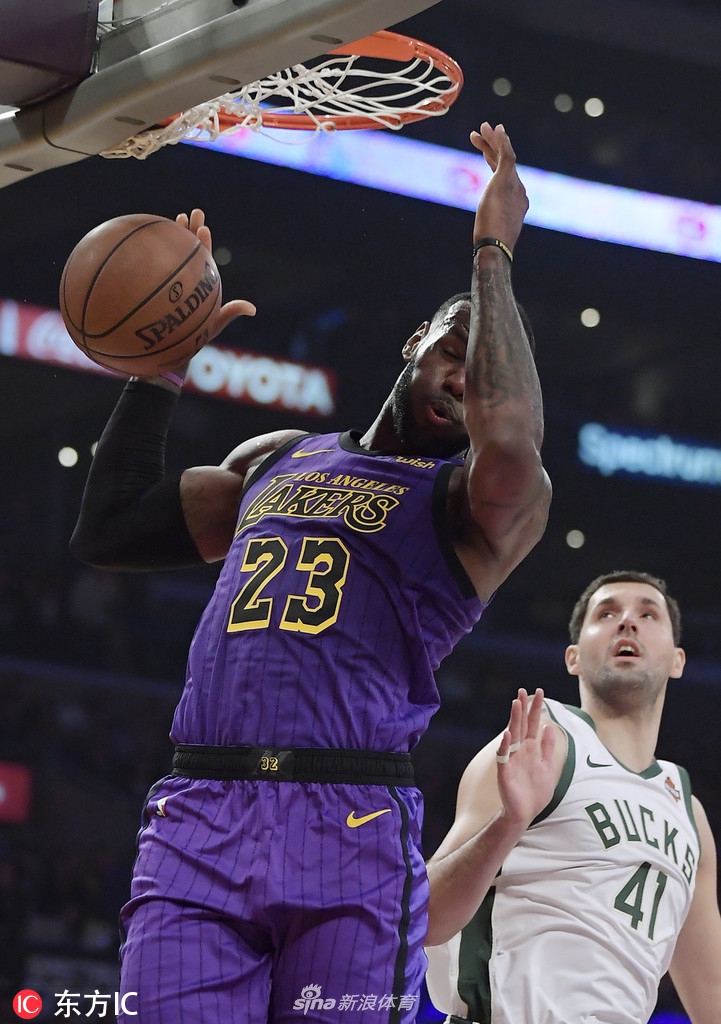 [NBA常规赛]湖人120-131雄鹿