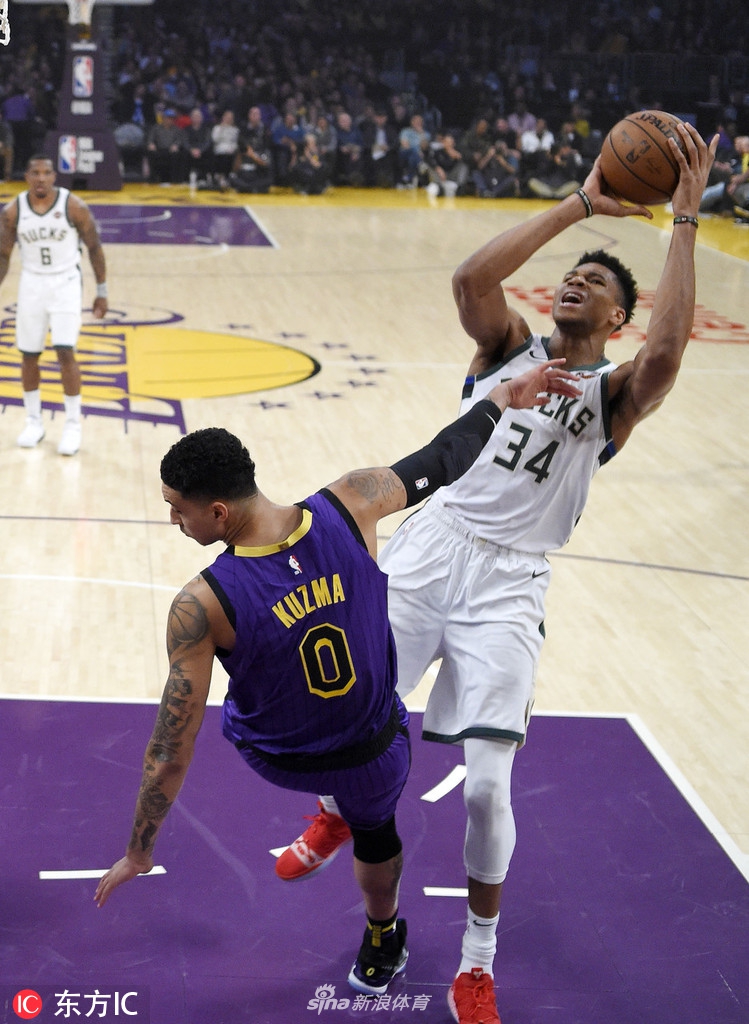 [NBA常规赛]湖人120-131雄鹿