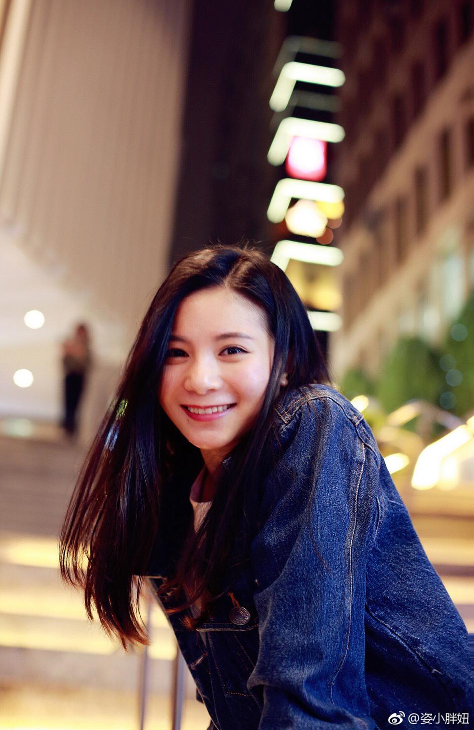 何姿微博晒街拍美照_高清图集_新浪网