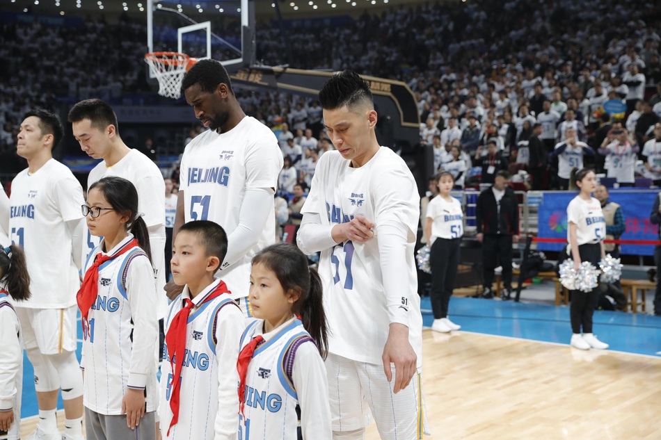 新浪直击:北京主场为吉茨哀