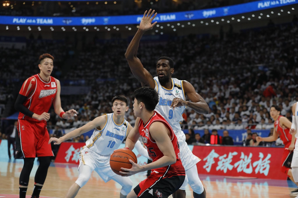 新浪直击:北京主场迎战深圳