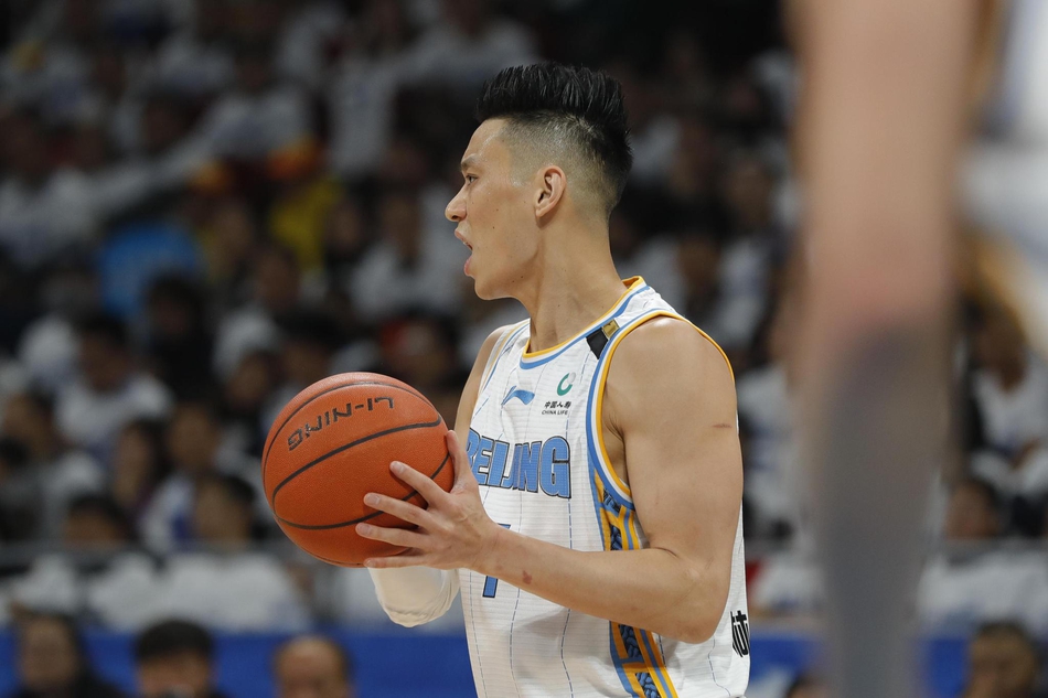 新浪直击:北京主场迎战深圳