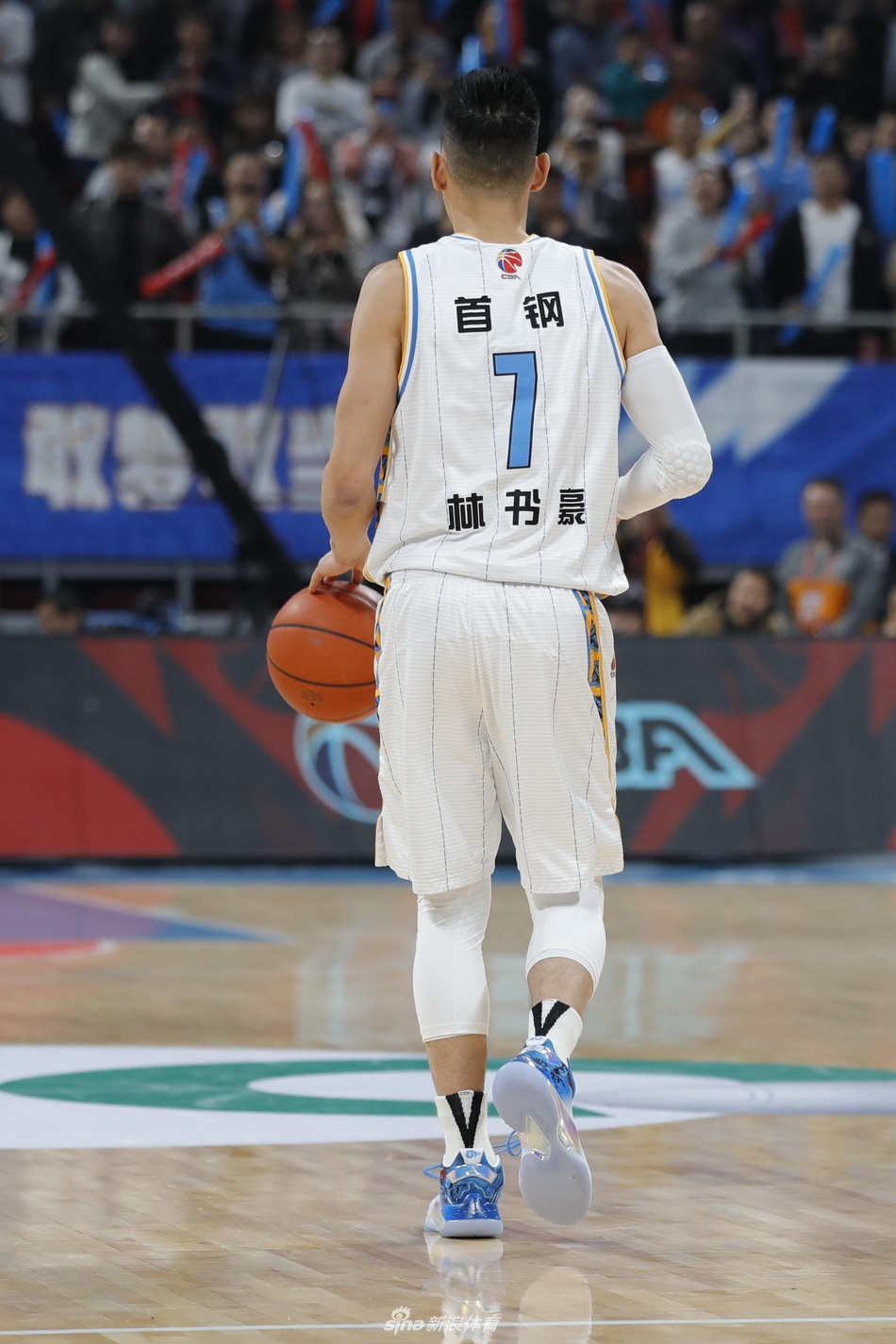 新浪直击CBA北京VS山东