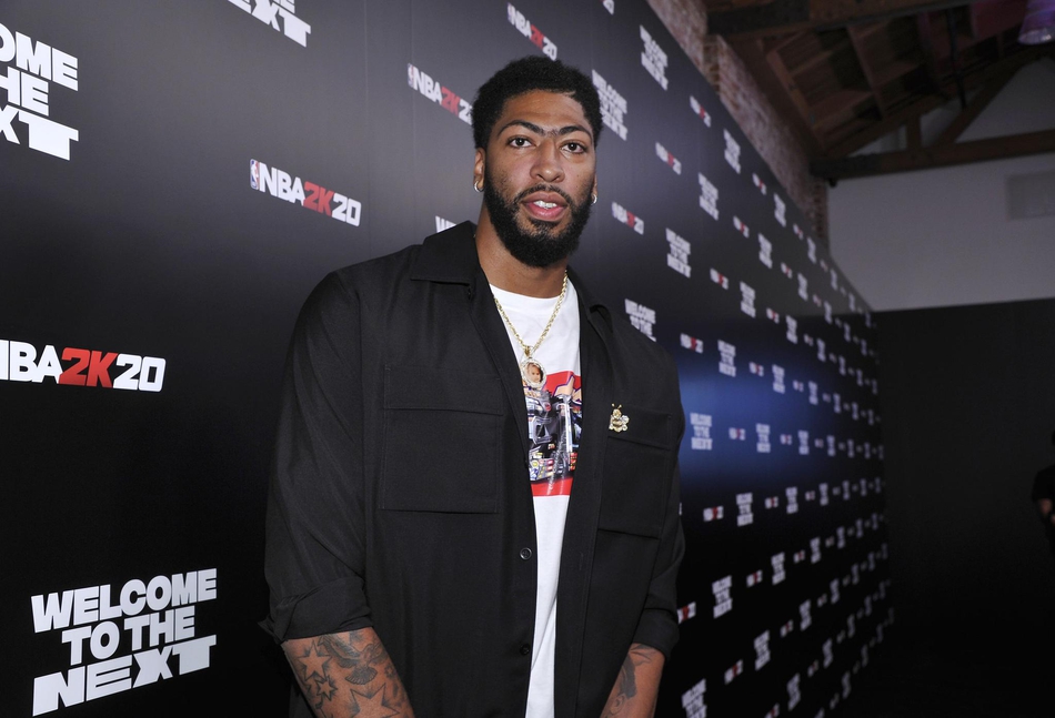 浓眉哥参加2K发布会