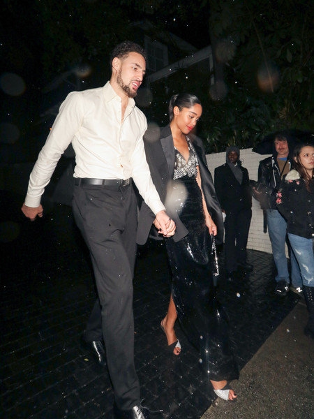 去年两人曾多次约会