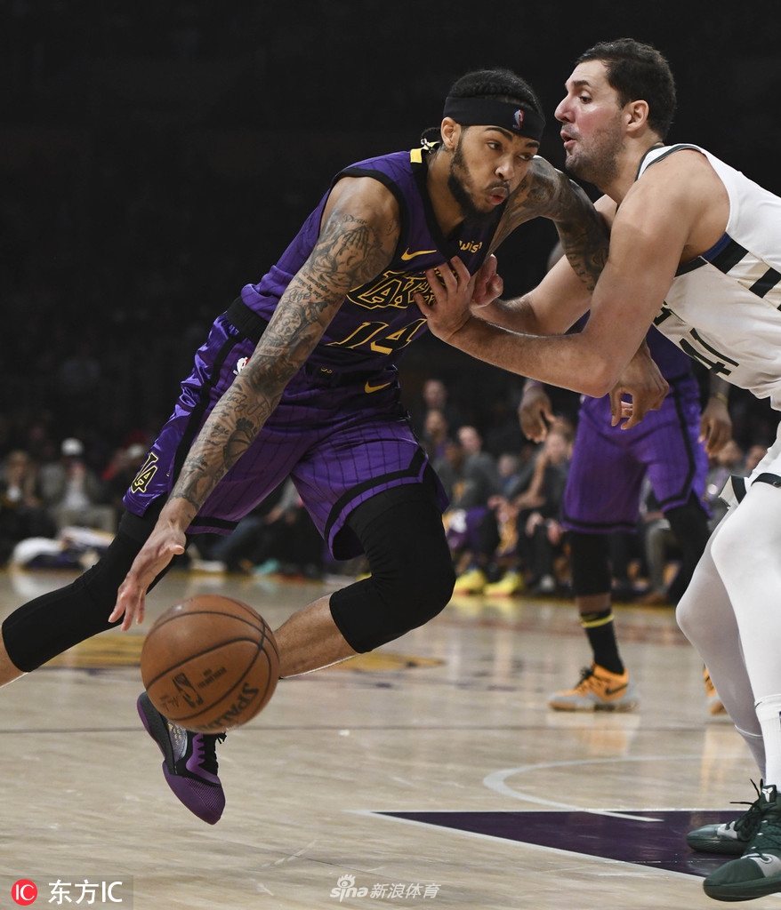 [NBA常规赛]湖人120-131雄鹿