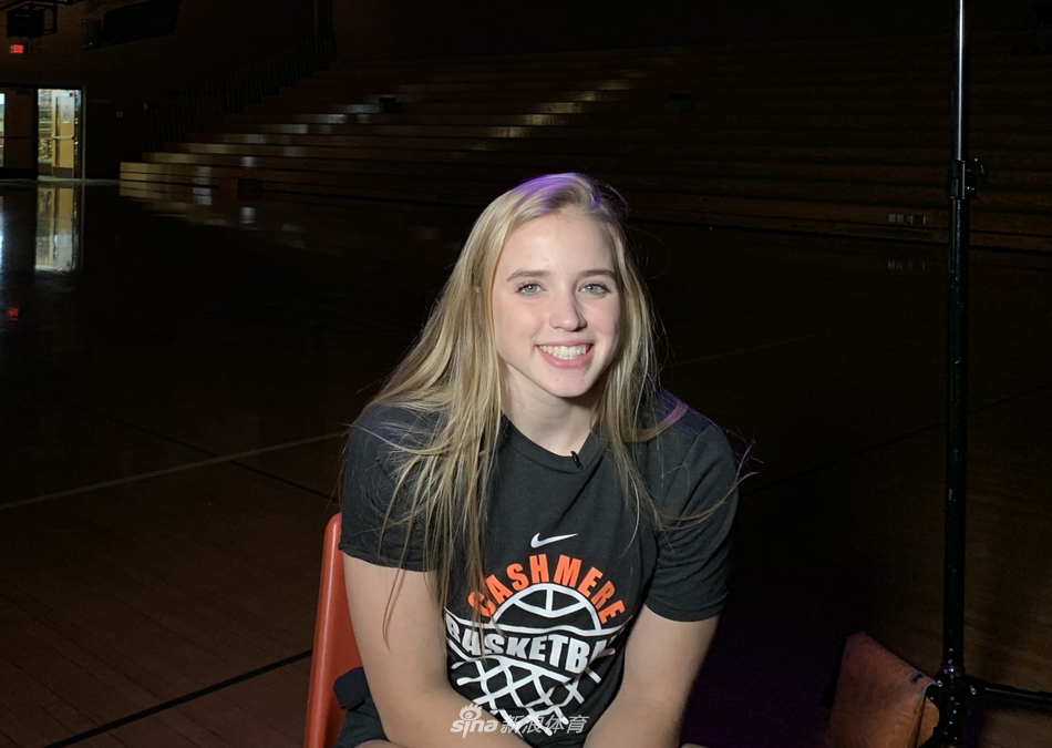 未来美国篮球的门面！有颜又能打的天使小姐姐简直人生赢家