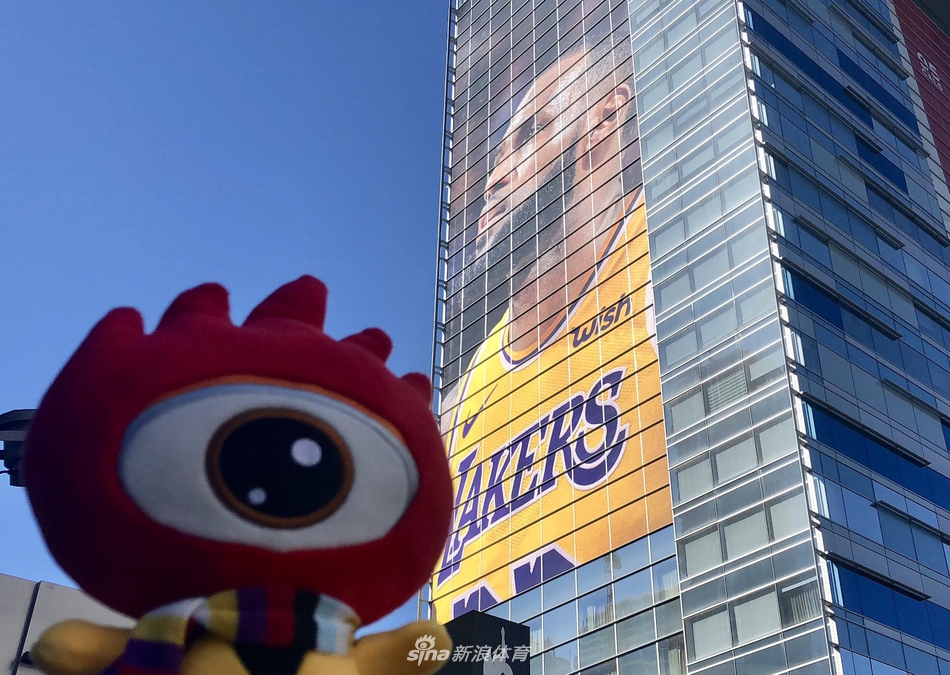 小浪空降天使之城！邂逅“人类海报精华”詹姆斯