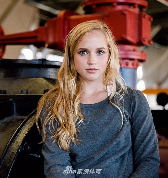 未来美国篮球的门面！有颜又能打的天使小姐姐简直人生赢家