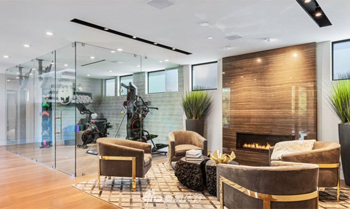 勇士老板2910万购海滨豪宅!每平米高达40万人民币