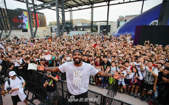 天赋出众的状元郎！27岁的欧文踏上追逐第二座总冠军之路