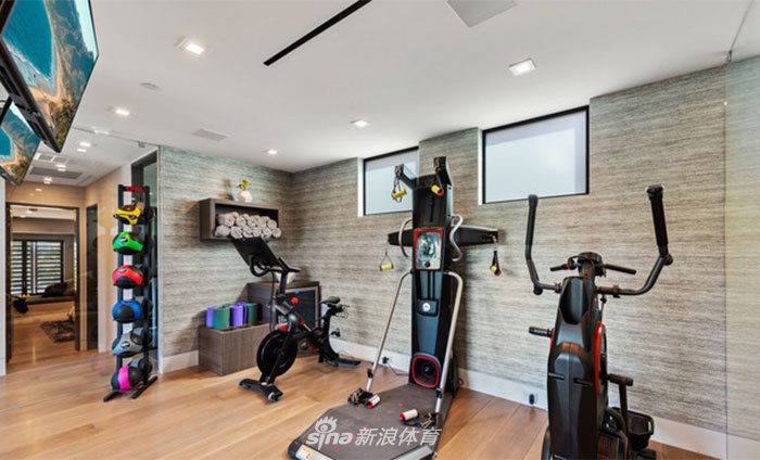 勇士老板2910万购海滨豪宅!每平米高达40万人民币