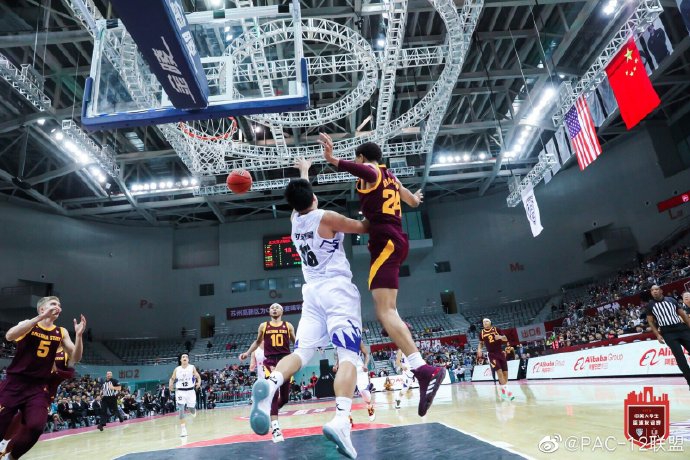 北大苏大联队64-113不敌亚利桑那州立大学。