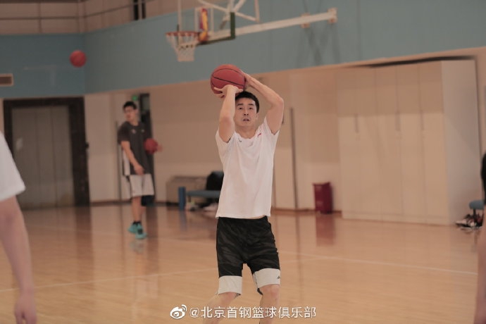 方硕刘晓宇领衔北京队备战CBA