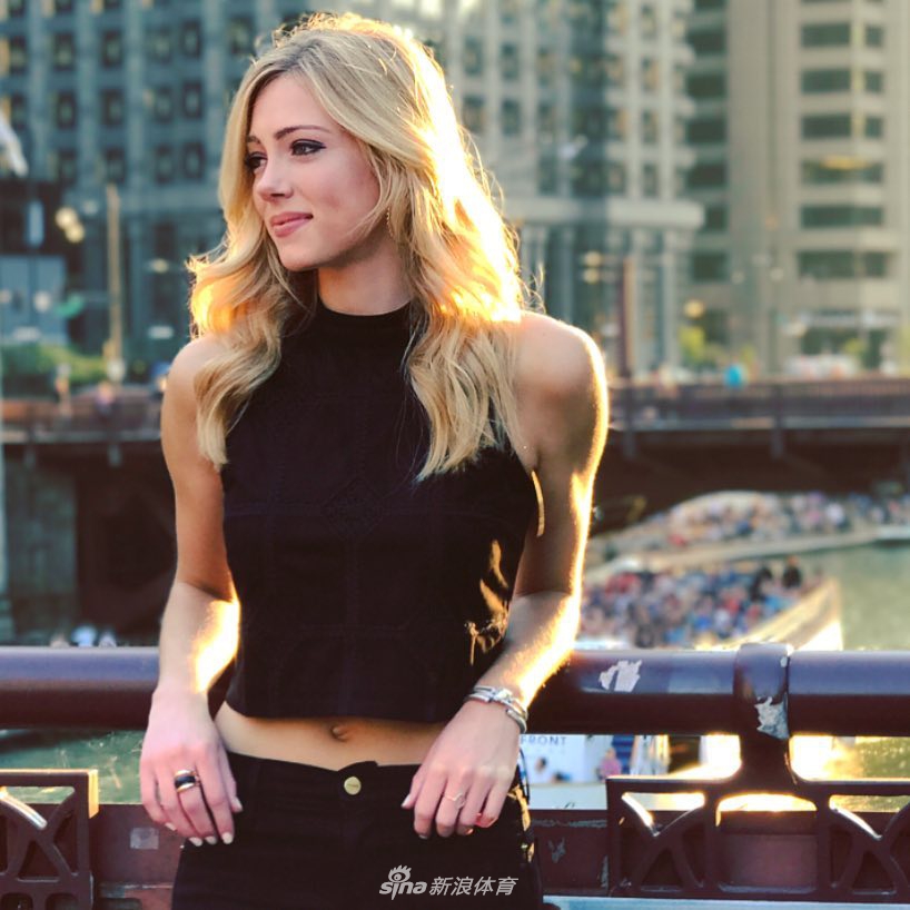 笑靥如花！霍纳塞克女儿这组写真你给几分