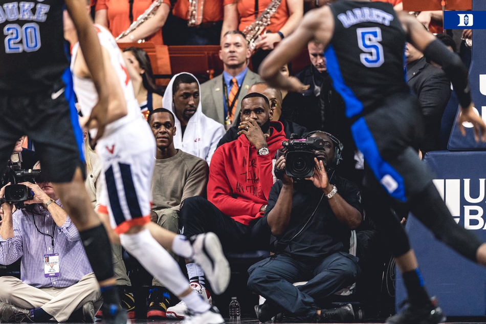 詹姆斯隆多助力锡安-威廉姆森 湖人要争状元了？