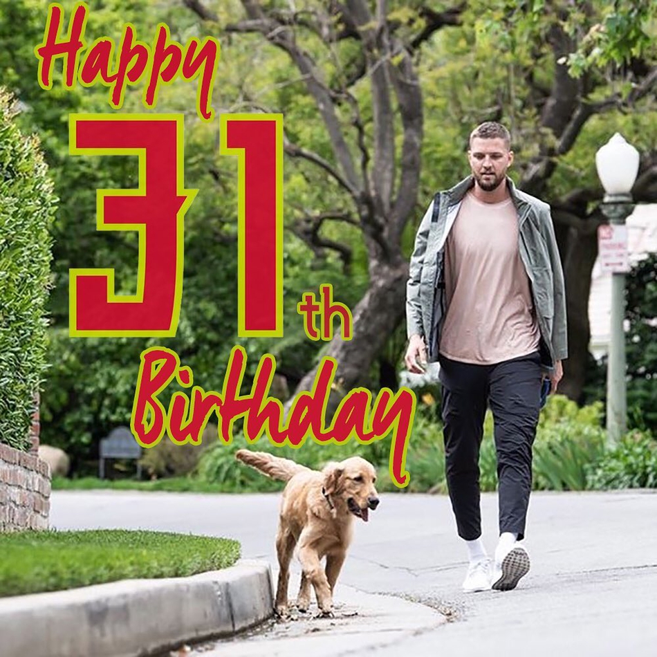 祝帕森斯31岁生日快乐